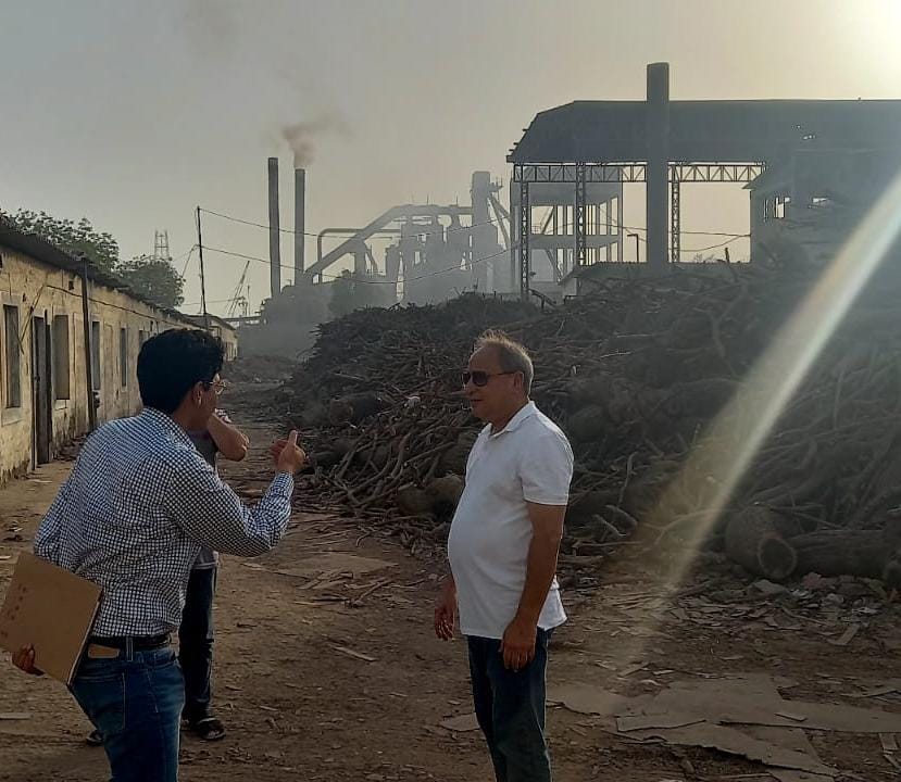 SindhEco's tweet photo. DG #SEPA Naeem Mughal visited Site Hyderabad and Nooriabad and ordered sealing of two chip board factories on #polluting air and asked a textile mill to switch over to #zerodischarge by #recycling its #wastewater. Incharge SEPA Hyderabad Imran Abbasi and team was also with him https://t.co/yCkyXMdAb9