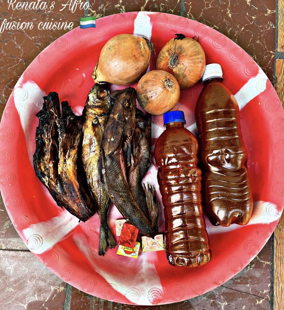 renatacuisine's tweet photo. I posted these pictures on My Facebook Cooking page yesterday @renatasafrofusioncuisine and was amazed how so many Sierra Leoneans Respect and love what I do, ( They are all scattered around the globe ๐)
And most of them were Peteteh Leaf fans too ๐คฃ๐ธ๐ฑ
#slchef๐ธ๐ฑ https://t.co/iyu2ce1FmR