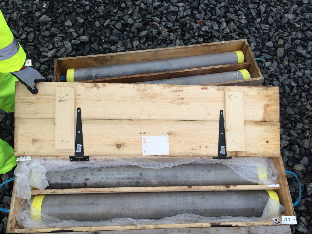 DEADLINE THIS FRIDAY: Applications are being taken to access during-drilling samples from the Cheshire UK Geoenergy Observatory. Samples include sub samples of rock core preserved in the field, associated core barrel & drilling fluids. ow.ly/jwov50IMJPR