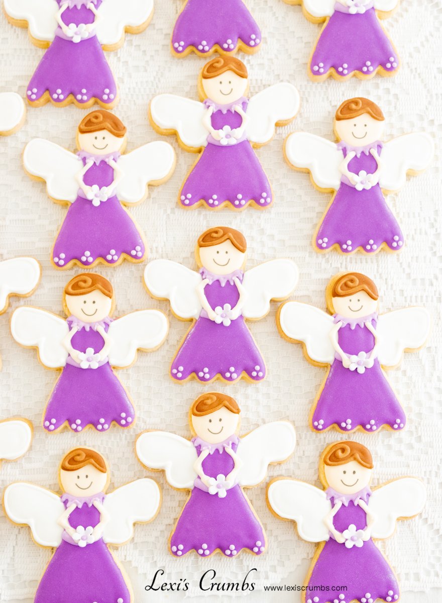 Lexiscrumbs's tweet photo. Iced fairy biscuits https://t.co/05O1lLX4Ej