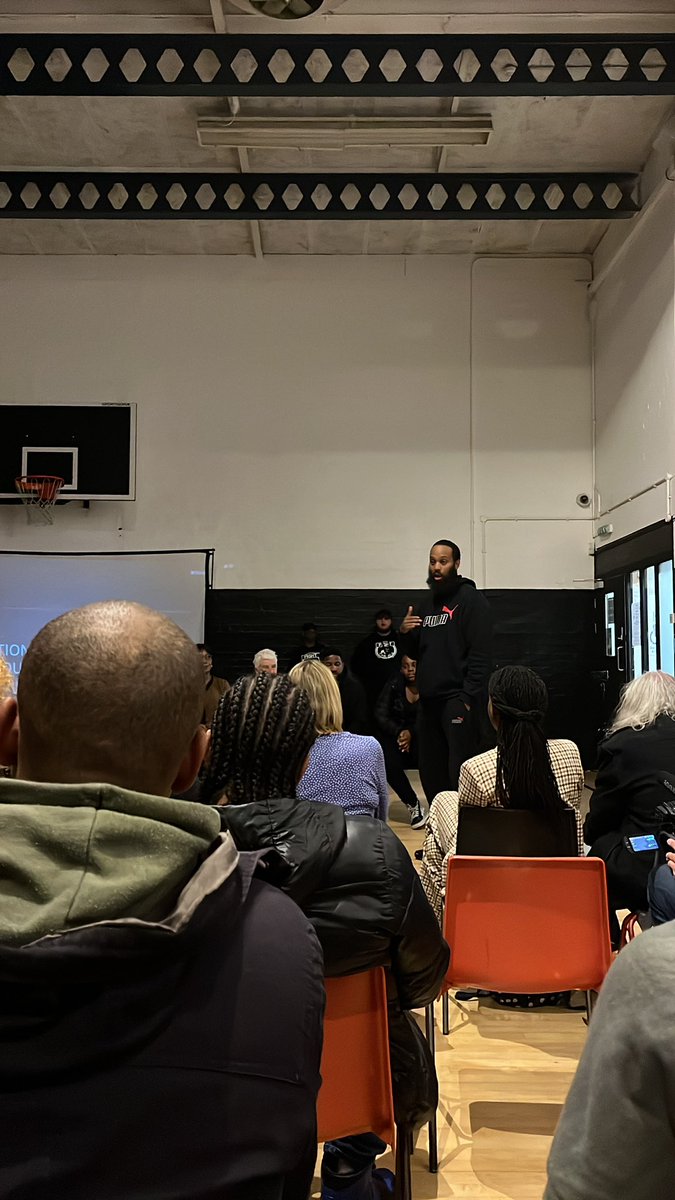 So far super informative session on #stopandsearchrights from @LambethYA & @F4CCharity at @BlackPrinceHub. With an appearance from the main man @DrHashi3! More of this please