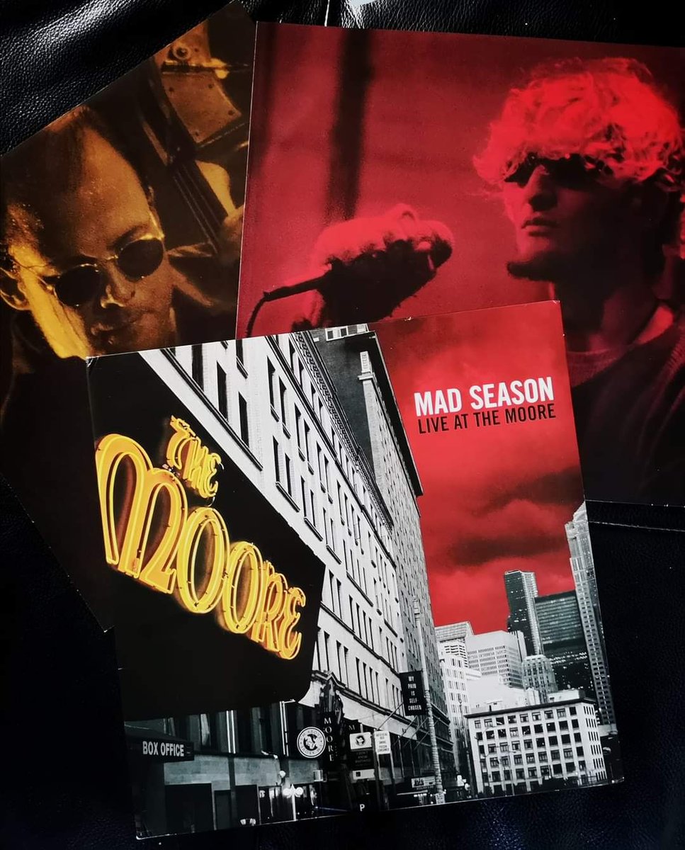 violet_aic's tweet photo. MAD SEASON🖤🖤🖤 https://t.co/Cm524yJucT
