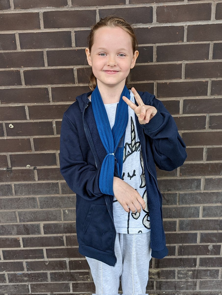 My youngest has her second broken bone in a month. Anyone know where I can buy a bubble wrap suit to fit a 9 year old? Asking for a friend, her in fact 🤦🏻‍♀️😂