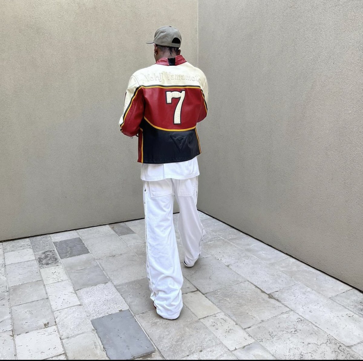 LaflameScott's tweet image. La Flame