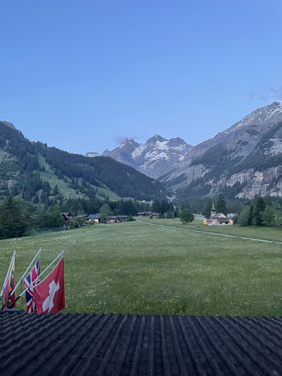 12 hours of travel ✅
Tomorrow hike to the peak 🧗‍♀️