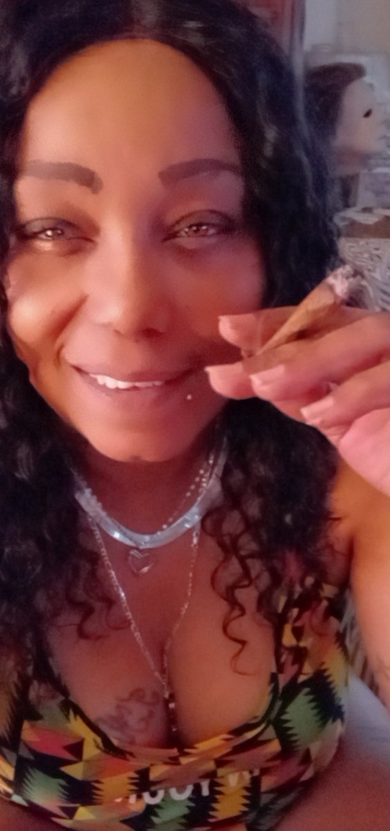 Nina Perez tweet media