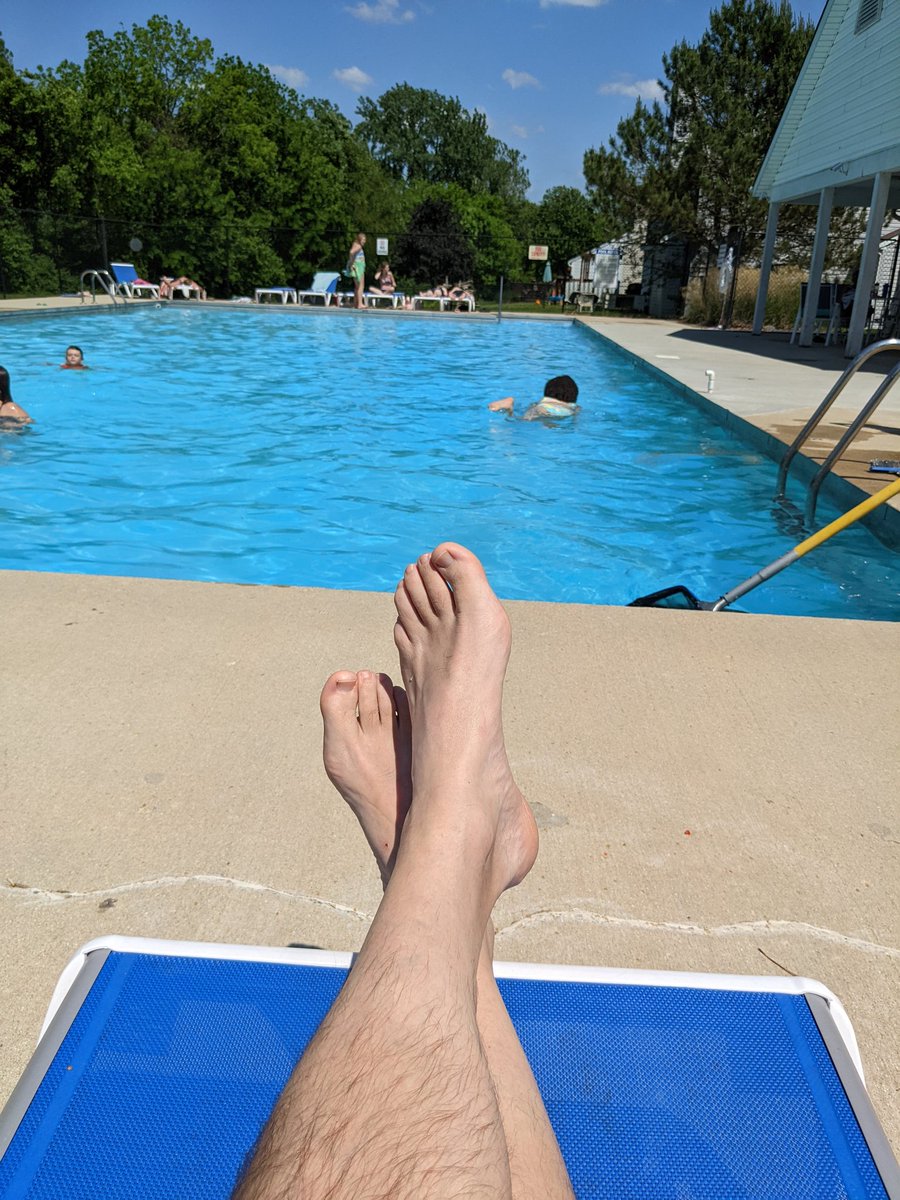 StevenHBuhr1's tweet photo. Ahhhh, the pool is open. #happyplace #swimmerlife #poolisopen #bringonsummer https://t.co/tbaejQZySj