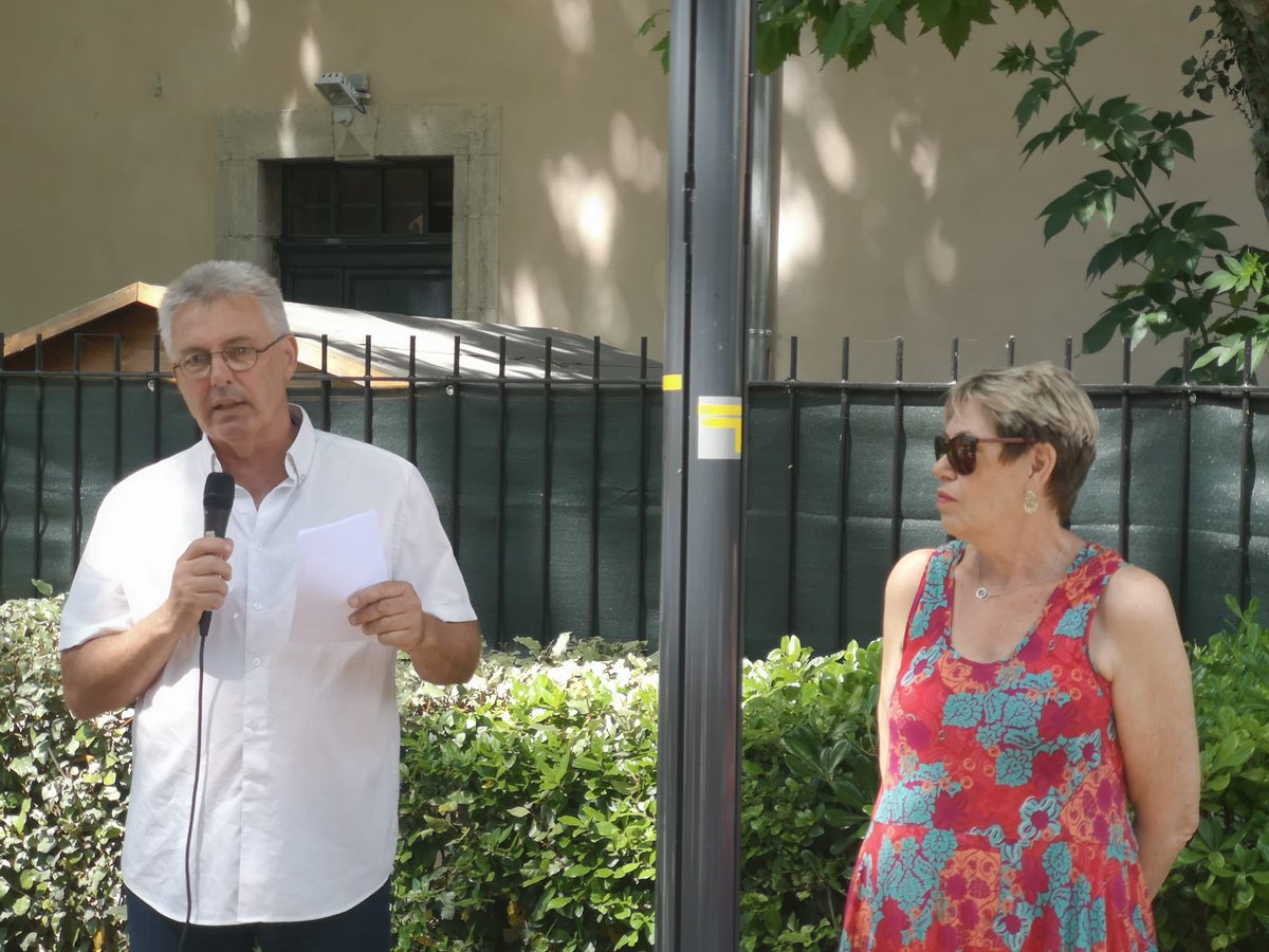AlainBolla's tweet photo. ALAIN BOLLA et SYLVIE VINCENEUX
Candidats NUPES 83-06
#83-06 https://t.co/CFicwXoEn8