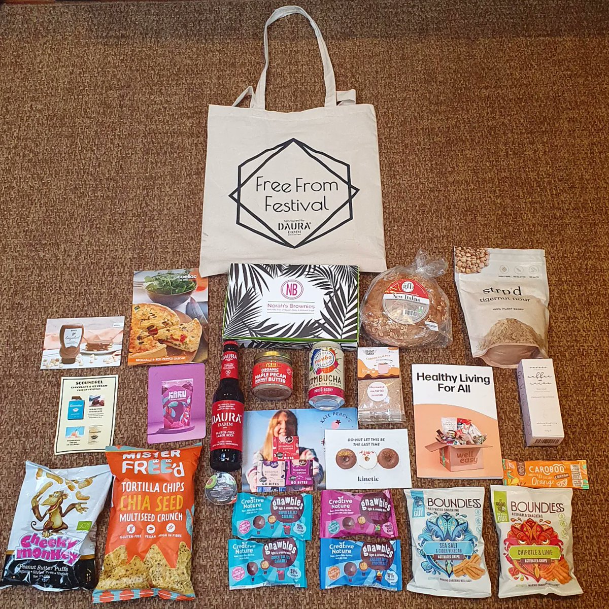 glutenfreepicks's tweet photo. ♡ These are just a selection of some of the amazing brands I met today. All of them so friendly and helpful 😊💞 
- 
♡ Thankyou all for such a fantastic day 😊👌🏻 Can't wait until the next one  
#freefromevents #freefromfestival #freefromblogger #allergenfriendly #glutenfree https://t.co/8r4SQgBl9q