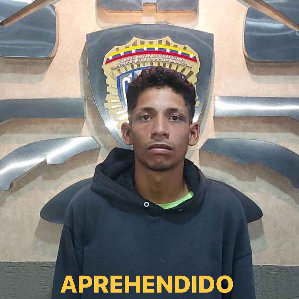 DouglasRicoVzla's tweet photo. #CICPC esclareció el homicidio y robo de un funcionario de la PNB en Caricuao. 
https://t.co/NuUprD9eCa https://t.co/lTzyCsqD0l