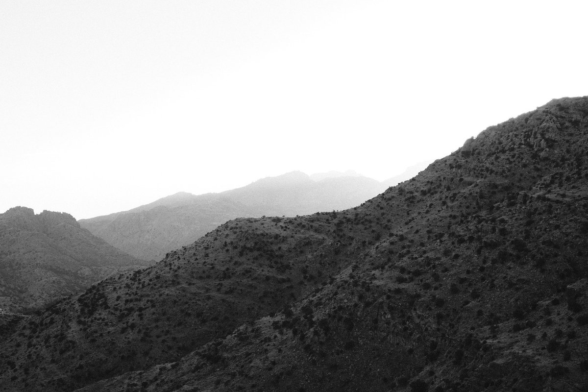 a_kehmeier's tweet photo. B&amp;W from Mount Lemmon https://t.co/9pMZgFGGqV