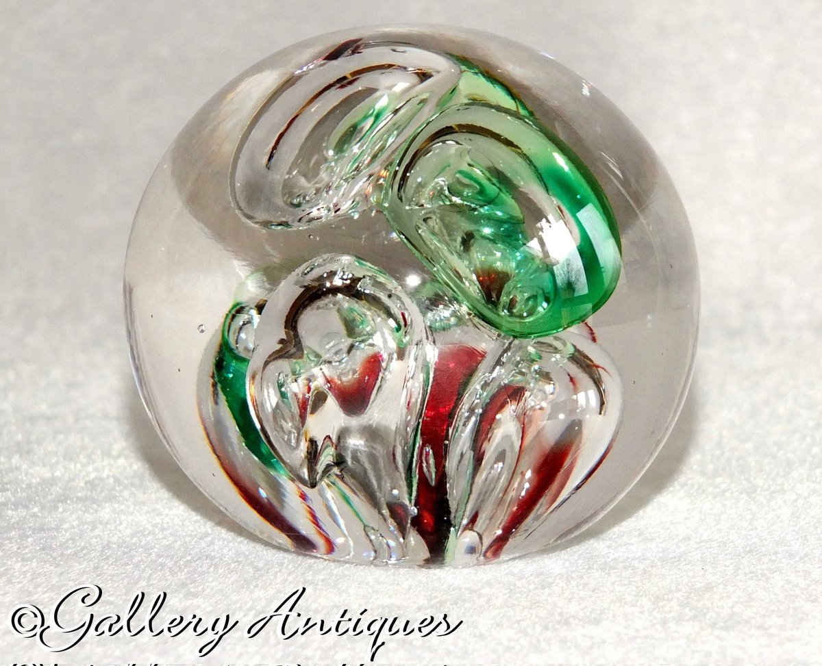galleryantiques's tweet photo. For sale #Vintage #Langham #Air Art #Glass #Paperweight with Green and Ruby Red large #Bubbles c.1990s
#etsy #vintagepaperweight #glasspaperweight https://t.co/3Z86dYvoqW https://t.co/qFXewwnITL