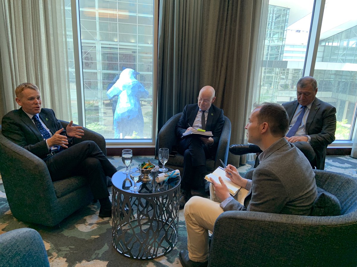 Amy Baker tweet media