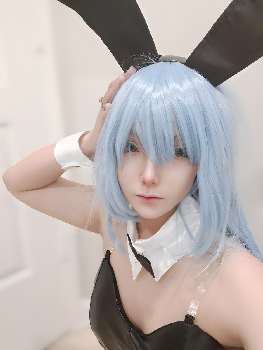 Kaboom_usagi2's tweet photo. Rimuru Tempest Cosplay Trial~Slime Diaries ver.
THAT TIME I GOT REINCARNATED AS A SLIME
#rimurutempest #rimuru #ThatTimeIGotReincarnatedAsASlime #tensura #SlimeIsekaiMemories #slime #slimediaries #cosplay #cosplayer #anime #isekai https://t.co/8N6XDaVlm4