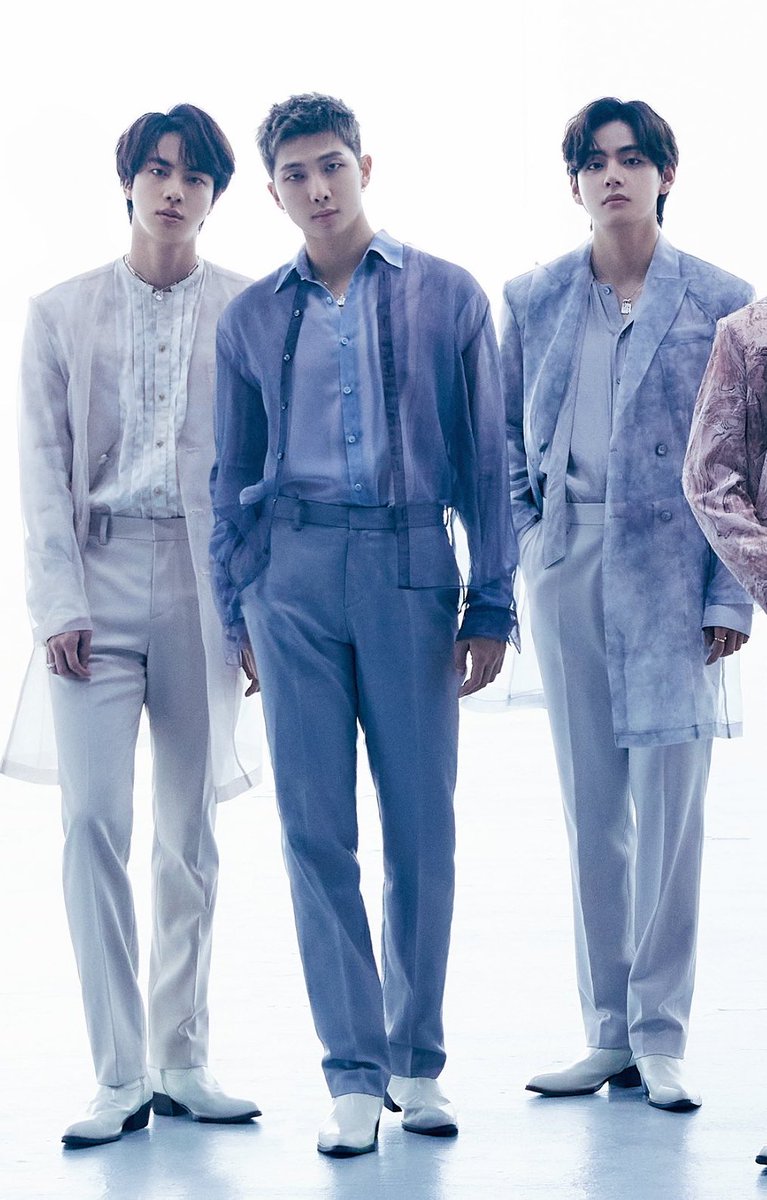 rmarchives's tweet photo. kim line just- https://t.co/aTHsXdDOec