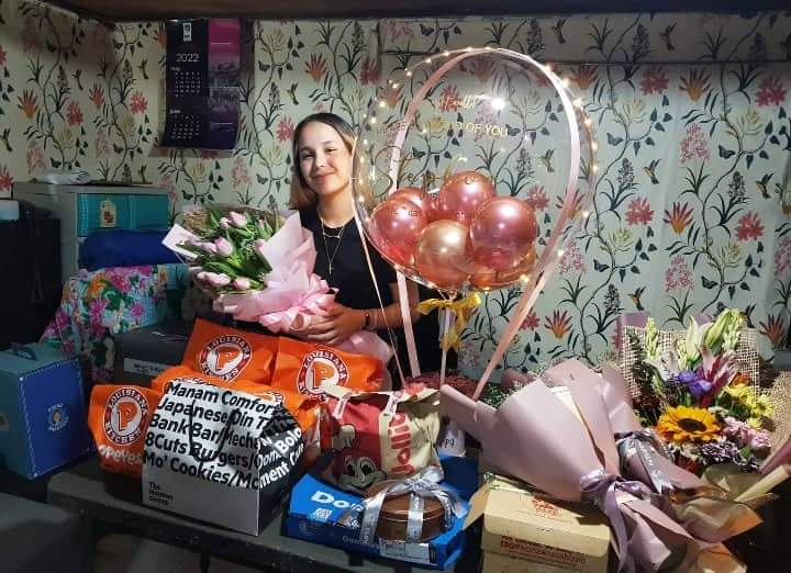 TeamStephOFCL's tweet photo. You're a role model that teaches people to stay positive, keep fighting, remain brave, ambitious, stay focused and stay strong. Thanks for all the words of encouragement. You are the person who can always delight and inspire and will forever be the person we most admire. https://t.co/FVWIw9deoX