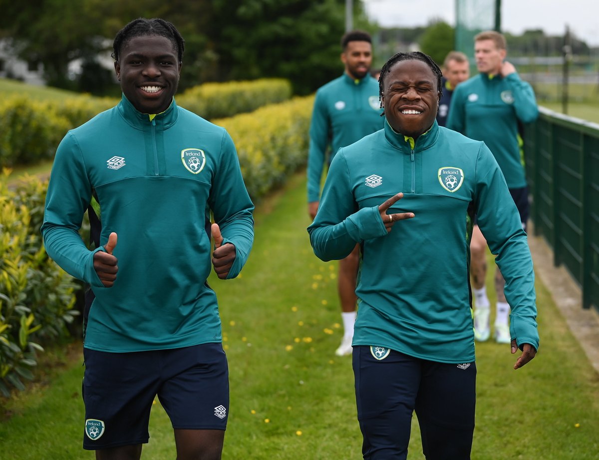 IrelandFootball's tweet photo. 𝗕𝘂𝘇𝘇𝗶𝗻𝗴 🤩

#COYBIG | #WeAreOne https://t.co/aA8w5xgwSD