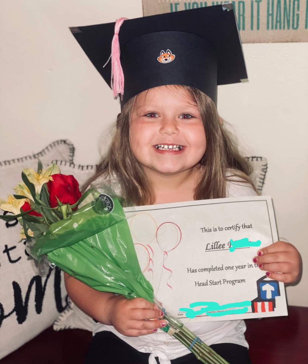 nannabo78's tweet photo. Look who graduated preschool this weekend π₯°
#MsLillee #PrincessPi #ToddsterJr #OnToBigThings
Mr @TonyTodd54 @zombigrrrl @jestersgurl @originallyme55 @Thaoriginalgata @Bigchaddy73 @AmyLynnLee7733 @BallMiekel @Coffee4Dessert @mixsy_b
πππ₯°ππ¦π» https://t.co/EWWbfPFzl1