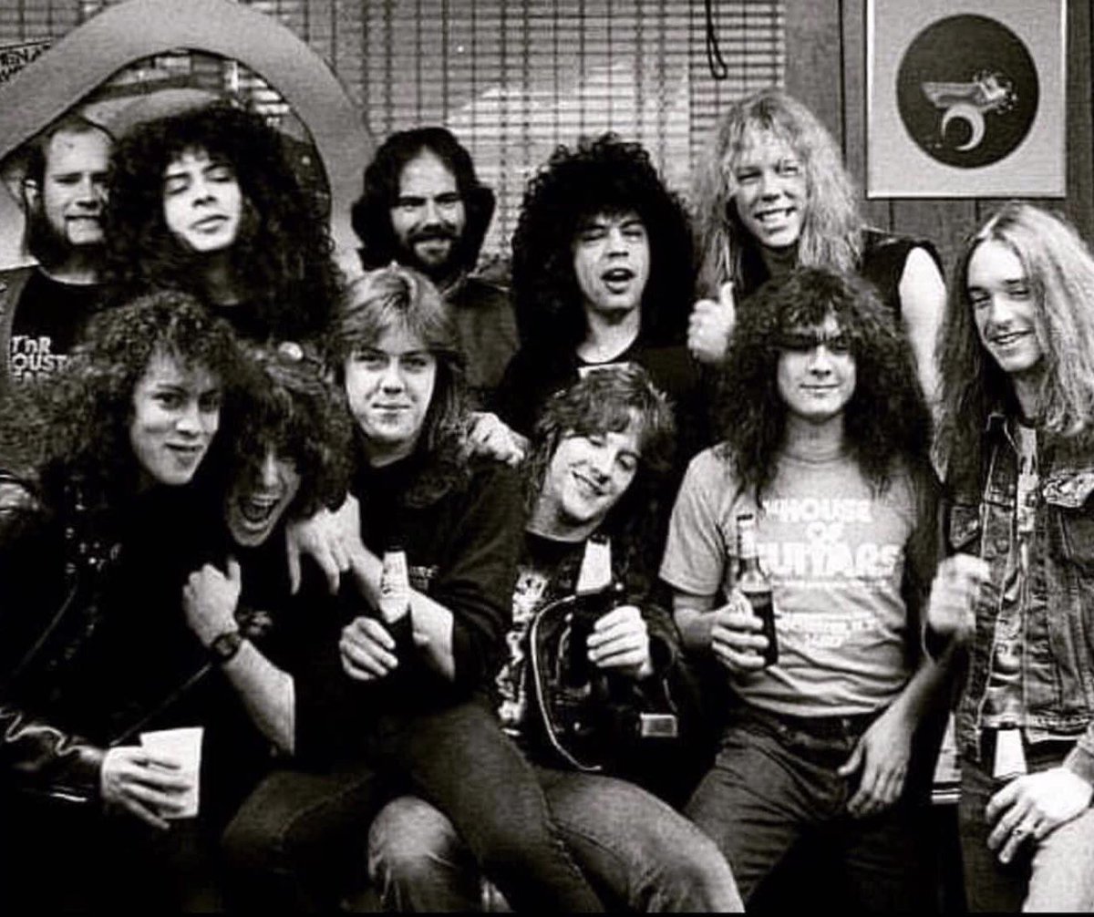 MetSince1981's tweet photo. 📆 En 1986, un día como hoy 30 de Mayo, @Metallica se presenta en el The Col Ballroom de Davenport, Iowa USA 🇺🇸 teniendo como banda invitada a @thearmoredsaint.Tour:Damaged, Inc.
#Metallica #ArmoredSaint #DamageIncTour #FifthMember #MetFans #MetFamily #METALLICAMetalUpYourAss🗡🚽 https://t.co/wyIWHjphk4