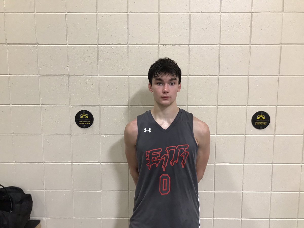 Jake Little E1T1 17u Black/CDH vs Mn Select Macguire Jake was putting in that work on the offensive and defensive end of the court, very calculated on offense knock down shooter going 4-6 from three. Lock down defender this kid will have a winter to remember.
18pts 4asst 3reb