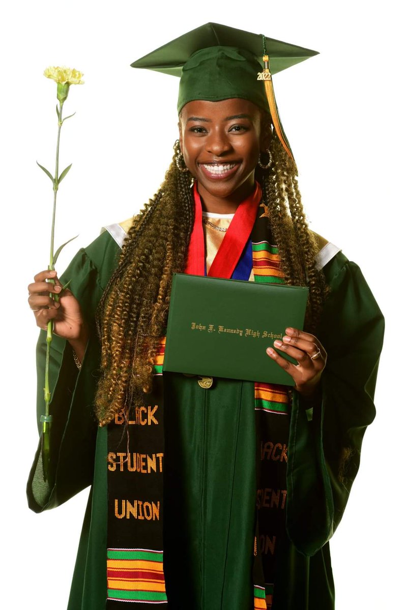 Commencement 2022!

ALL PHOTOS ARE ONLINE at partypics.com

use Password GRAD22 or KHS2122 or GRAD2022