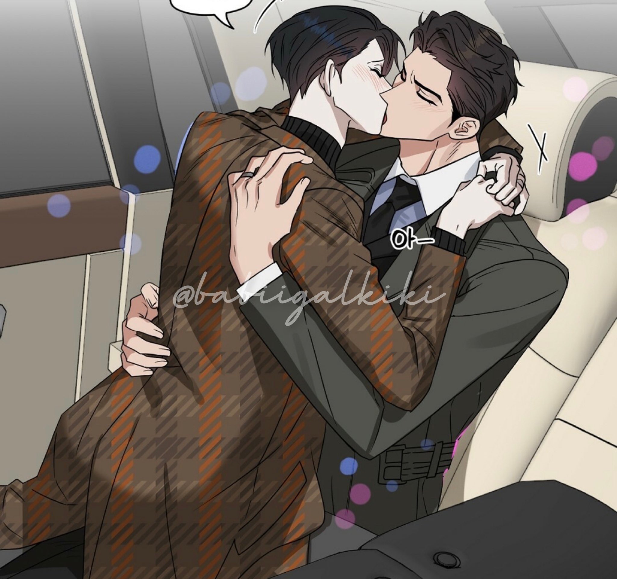 Yeonwoo's passionate stare luring you in