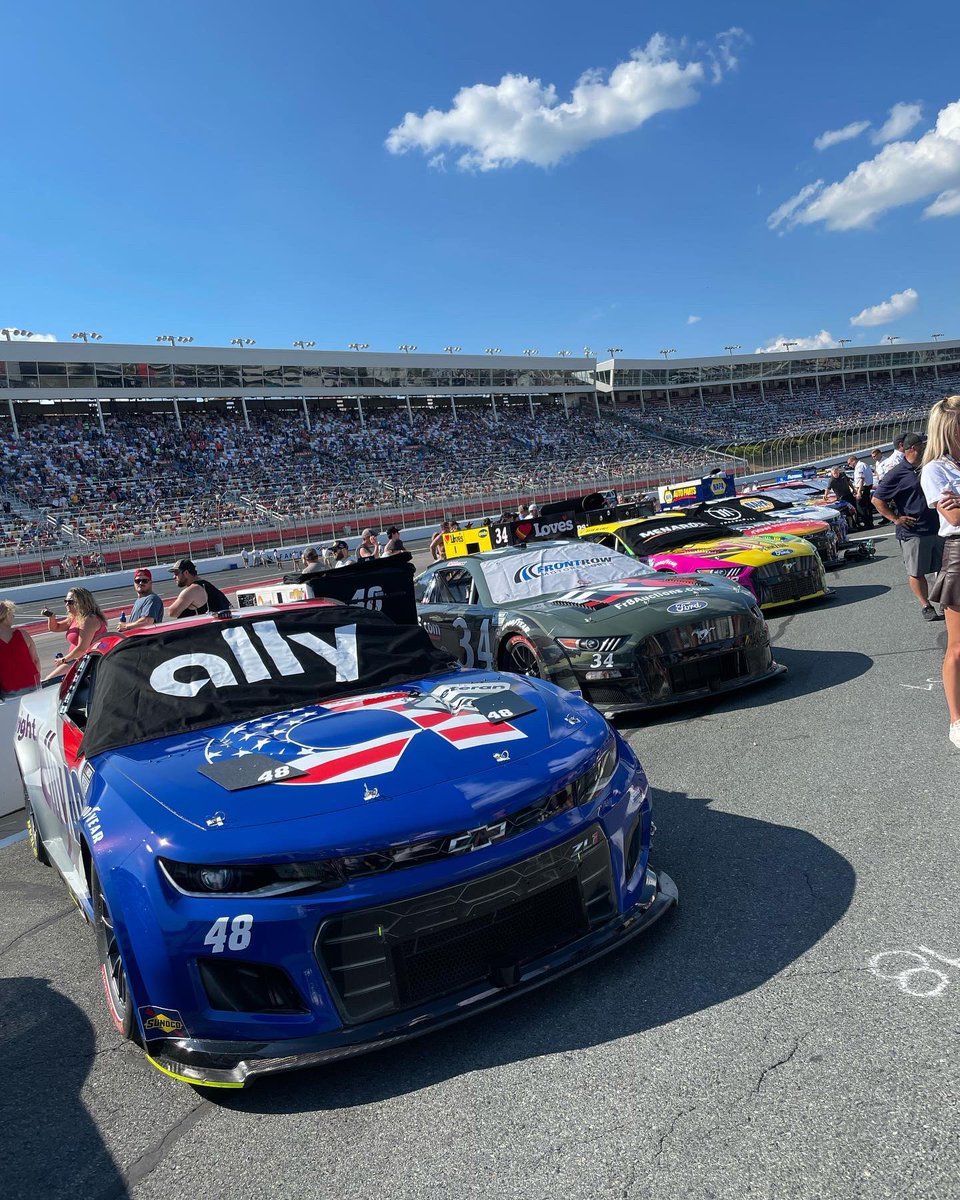 DR_Berry_'s tweet photo. First work trip in the books ✅ 
Never thought chemistry would bring me to NASCAR, but my job is full of surprises 🙇🏾‍♀️
•
•
•
#DowProud #DOWxRCR #NASCAR #CocaCola600 https://t.co/gql7nlcBLg