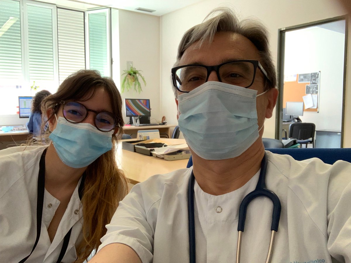 Hoy ha terminado su rotación <a href="/Lidiaybgar/">Lidia</a>, residente de Farmacia Hospitalaria, especialidad crucial en un hospital. Sería deseable la integración de farmacéuticos en equipos multidisciplinares. Aportan seguridad, calidad e innovación en la prescripción. <a href="/sefh_/">S.E.F.H</a> <a href="/farmaciaclinico/">Farmacia Clínico</a>