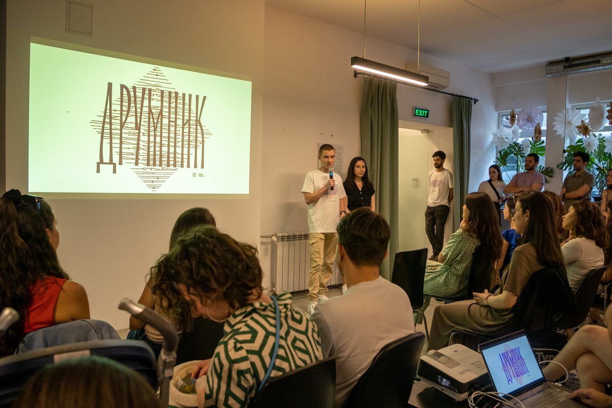 iostopan's tweet photo. Being part of the presentation and film screening of the Slovoplet project and the Drumnik font, developed by the talented professionals at @Fontfabric using my handwriting as a base. The project is dedicated to May 24 - day of the Bulgarian language and script. https://t.co/KqZ5wV7cm0