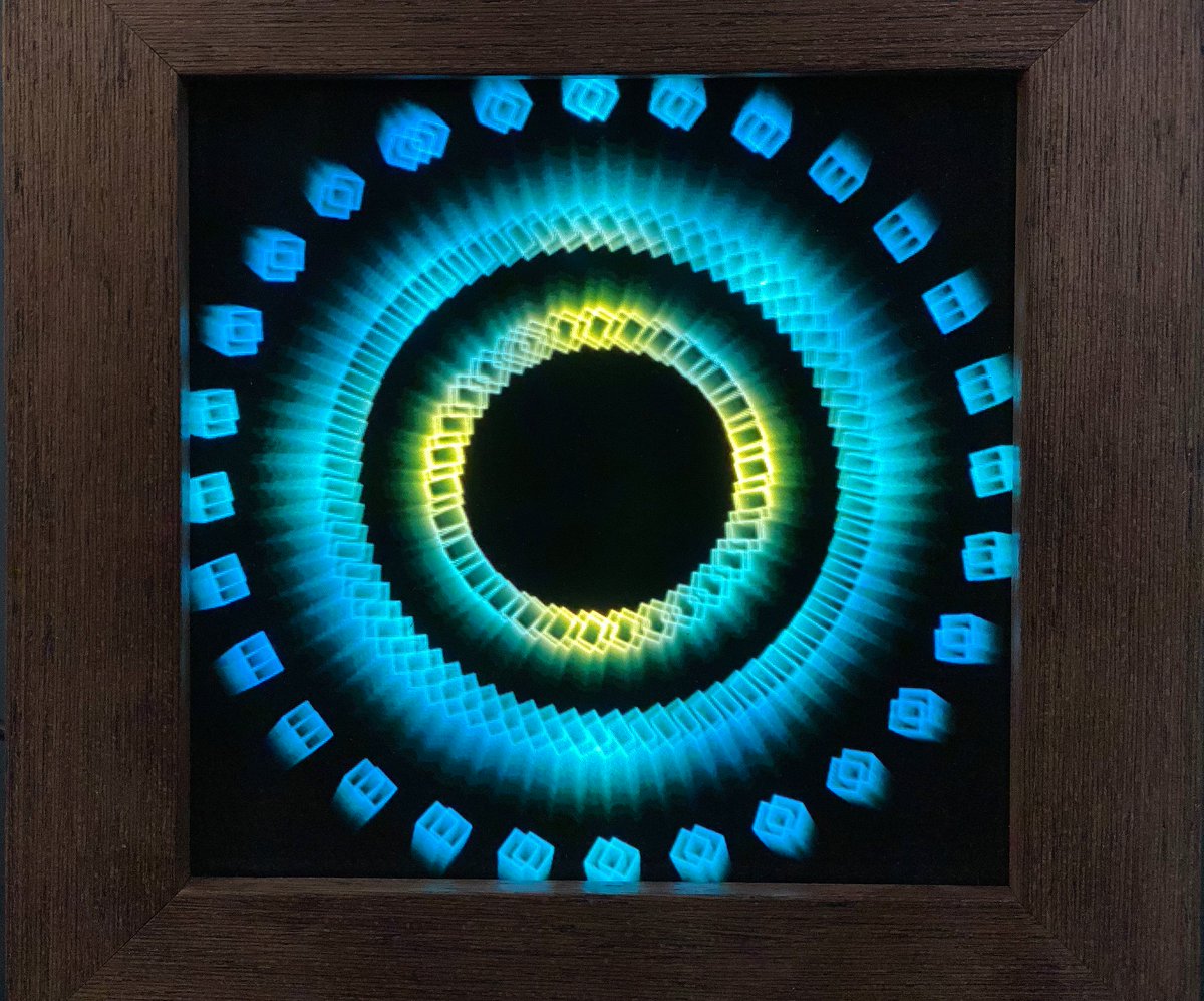 solmandalas's tweet photo. Some stills 📸😍
For those of you interested in getting one of these physical artworks, you'll be able to choose your favourite SolMandala NFT to be framed!

#NFTCommunity #NFTArtists #DigitalArt #PhysicalArt #Giveaway  #Animations #LEDdisplay https://t.co/qsOGUU9NOn