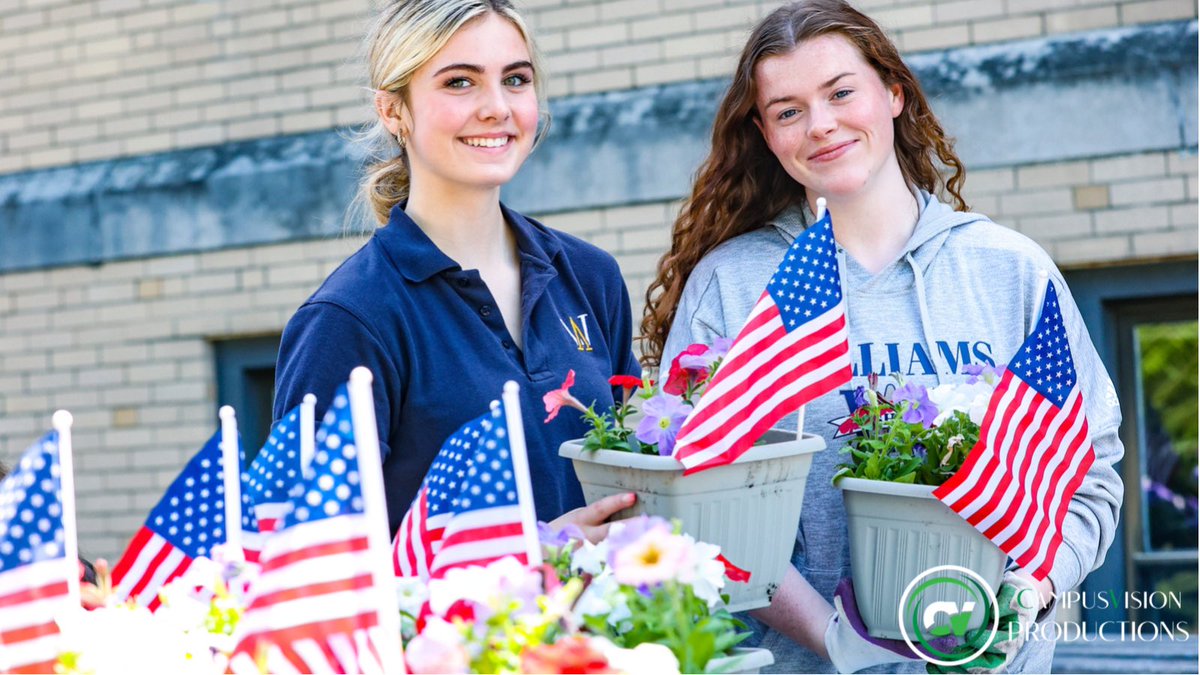 campusvisionpro's tweet photo. In honor of Memorial Day, we would like to highlight @AWHSBishops Students for Heroes Club for all of the selfless work these students do to remember, celebrate, and honor our heroes! #memorialday #supportourheroes #campusvisionproductions https://t.co/ZRmEvp615K