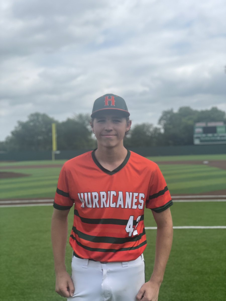 FiveToolTexas's tweet photo. F: @2024Hurricanes 13, SWAT Academy 2024 3 
PoG: Ryan Clark 3-3, 3B, 2 RBI, 2R
Hitter: @LoganFirgens 3-3, 2 2B, RBI, 2R, BB
Notable: Collin Volpe 5 IP, 3K, ER https://t.co/RfJGBWkjFR