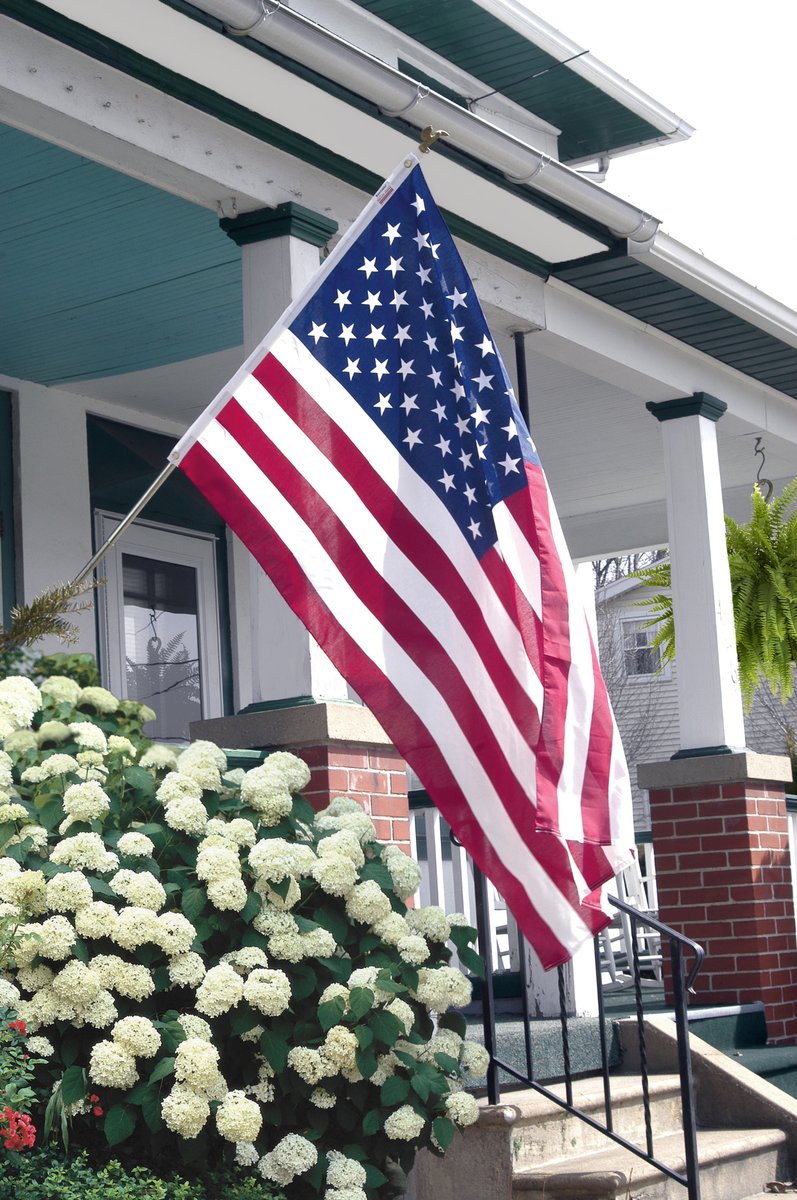 Today, and every day, we honor our nation’s fallen service members and their families.