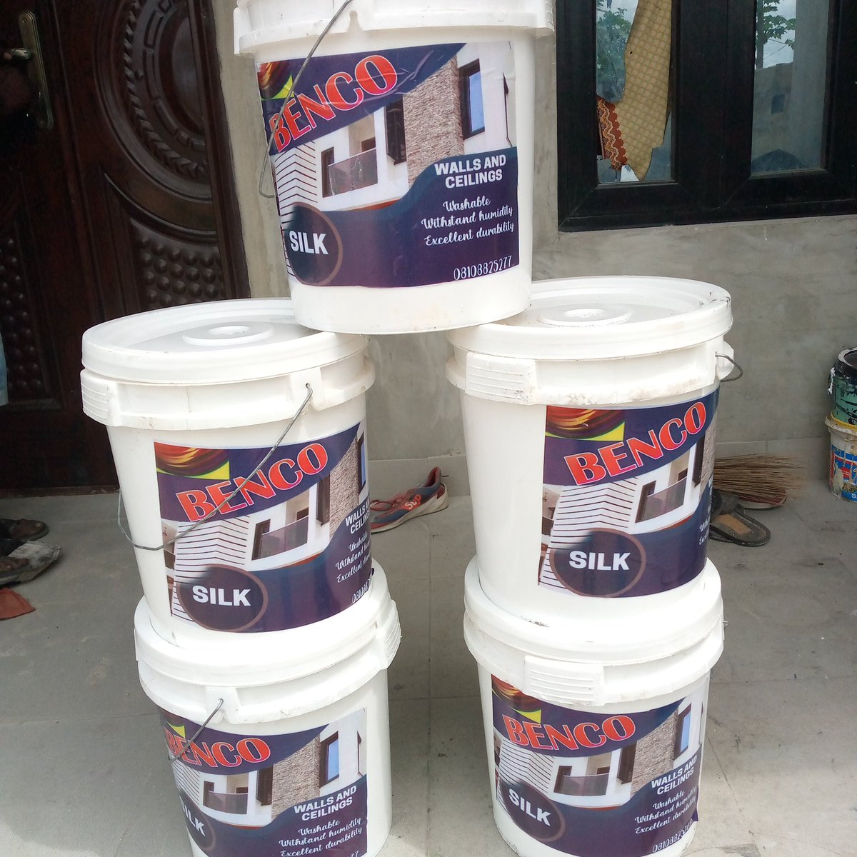 noble_concept's tweet photo. @FilmoRealty Good evening everyone. I'm Wisdom Ben
CEO NOBLE DECORATION CONCEPT
we're into paint production and supply, screeding and painting, POP ceilings installation, 3D wall panel installation and wallpaper installation please we want to work with you 08108825277 https://t.co/KJOhSE26Qe
