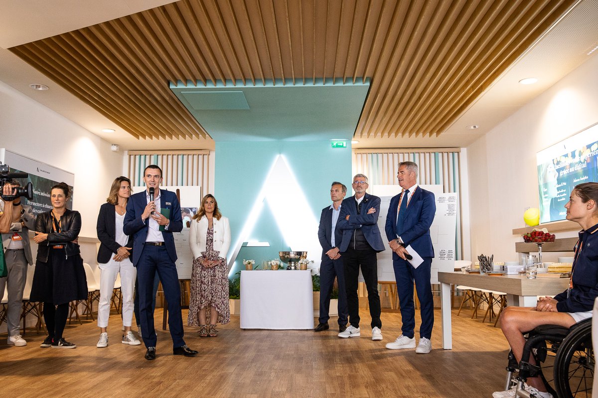 The Adecco Group FR tweet media