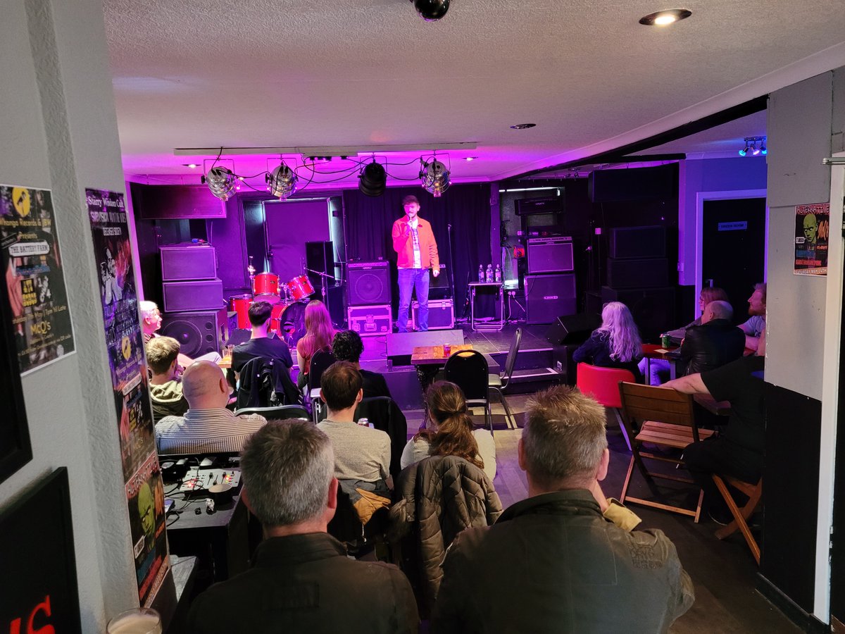 mirthofforth's tweet photo. Good work from @CBThorburn introducing @jayhmiles Craig Wilson, Stephen Caitling and @RossLeslieComic at Coady's in Dunfermline yesterday. We plan to return to the venue later in the year. https://t.co/MzdRCFwnW1