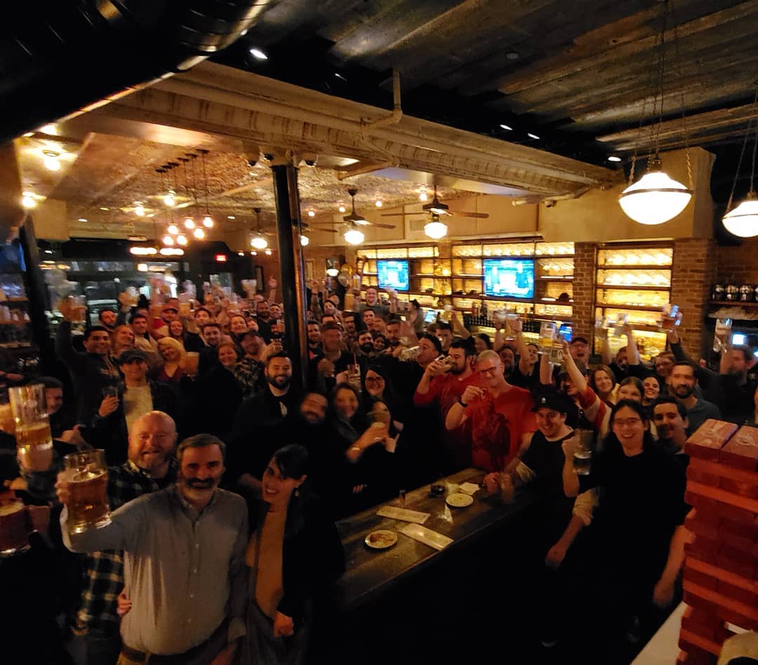 How close are you to earning your mug? We have 130 other members waiting to welcome you! elmstreettaproom.com/mug-club

**📸 taken 2020 BC (before covid)**