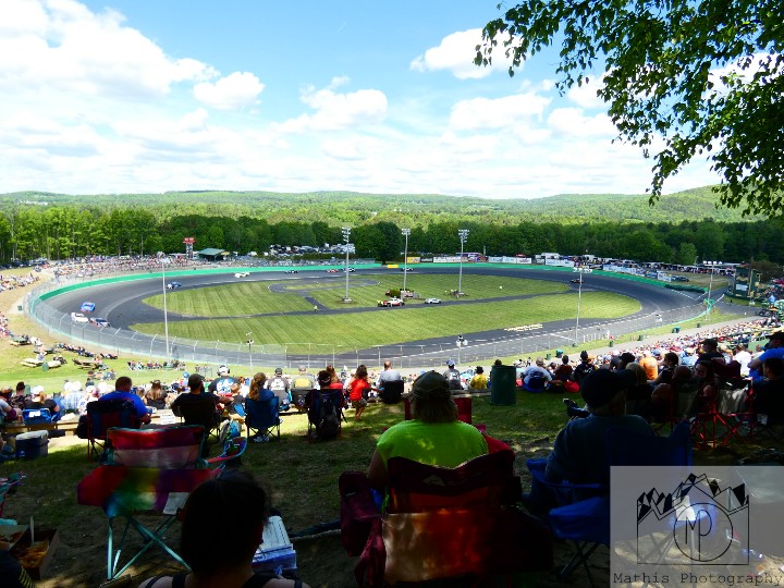 CCPRacing75's tweet photo. Standing room only @ThunderRoadVT for the @MonacoMods 
Amazing weekend!!!
#racing #race #racephotography #racephoto #raceteam #racingphotography #respect #grassrootsmotorsports #grassrootsracing https://t.co/rJ4IaOINbb