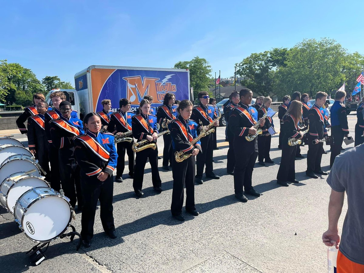 Rob DeSantis (@desantisrob) on Twitter photo So proud and honored to be a part of the Millville Memorial Day Parade. Great job by the <a href="/marchingtbolts/">Millville Marching Bolts</a> to honor those we have lost to preserve our freedom. #NeverForget 🇺🇸🇺🇸@millvillesuper <a href="/SteveMatusz/">Steve Matusz</a> <a href="/BoltsPrincipal/">Jaime Sutton</a> <a href="/MillvilleHS/">Millville HS</a> @MillvillePSInfo So proud and honored to be a part of the Millville Memorial Day Parade. Great job by the <a href="/marchingtbolts/">Millville Marching Bolts</a> to honor those we have lost to preserve our freedom. #NeverForget 🇺🇸🇺🇸@millvillesuper <a href="/SteveMatusz/">Steve Matusz</a> <a href="/BoltsPrincipal/">Jaime Sutton</a> <a href="/MillvilleHS/">Millville HS</a> @MillvillePSInfo