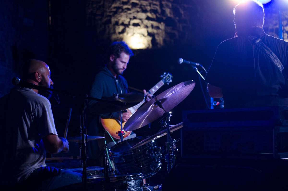 wearearezzo's tweet photo. Abbiamo intervistato Daniele e Alessandro, fondatori di Effetto ÈCO! A #cortona e in tutto il territorio aretino, c'è davvero bisogno di ragazzi e ragazze che portino idee, musica, festival... Facciamogli eco! 👉 https://t.co/EjwK5IoJY3
#wearearezzo #lifestylemagazine https://t.co/AZatMR8778
