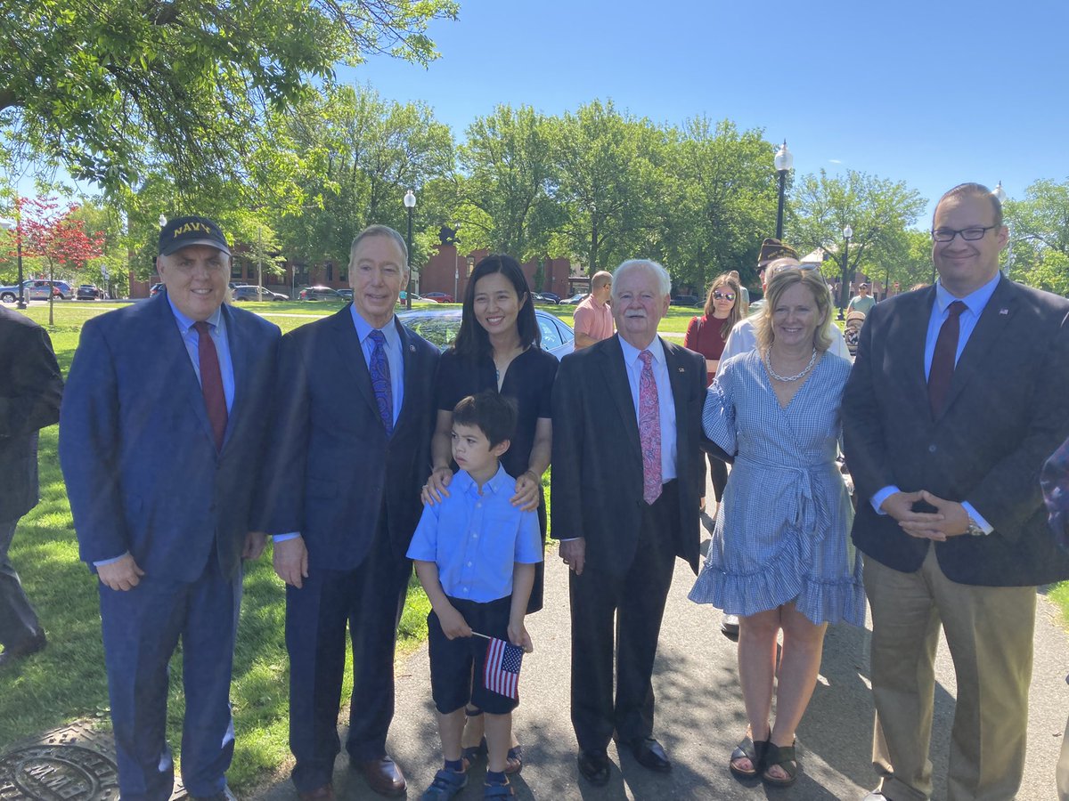 david_biele's tweet photo. Humbled to join neighbors &amp; colleagues at the @FitzyVFW561 #MemorialDay ceremony. 

Today &amp; everyday, let us honor &amp; remember those service members who made the ultimate sacrifice for our freedom &amp; pray for our Gold Star families whose lives are forever changed. 

Thank you. https://t.co/MMx4v4b2lS