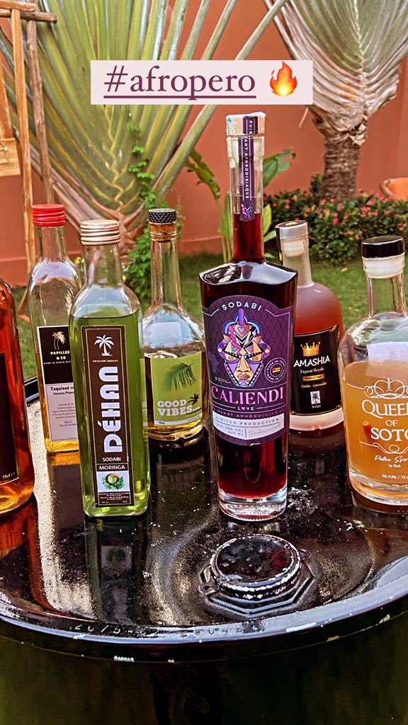 MaisonAhoe's tweet photo. En attendant le 11 Juin 🥃😎

#AfroperoLoading
.
.
.

 : 00228 70 07 47 20

#EnAttendantLe11Juin #Afropero #Comingsoon
#Afropero #africaliquors #madeinafrica #soiréeaperitive #loading #staytuned #lamaisondahoe https://t.co/6BCsS9AubL