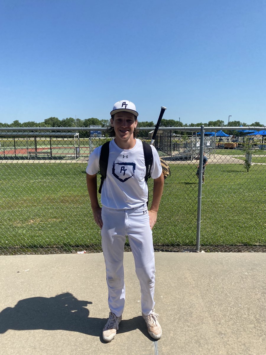 FiveToolMidwest's tweet photo. #MidwestKickoff F: @PERFECTTIMINGAR 15U Grey 9, MMW 14U Victus Capitol 5
PoG: Will Pope 2-2, 2 2B, 2 RBI | 2 IP, K, 1 ER https://t.co/4ngyJIgOiP