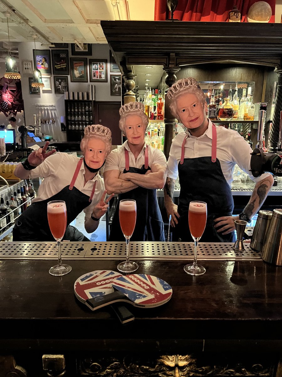 The countdown is on and we are all set for the Queen's Platinum Jubilee bank holiday!
#hospitality #bankholiday #pingpong #cocktails