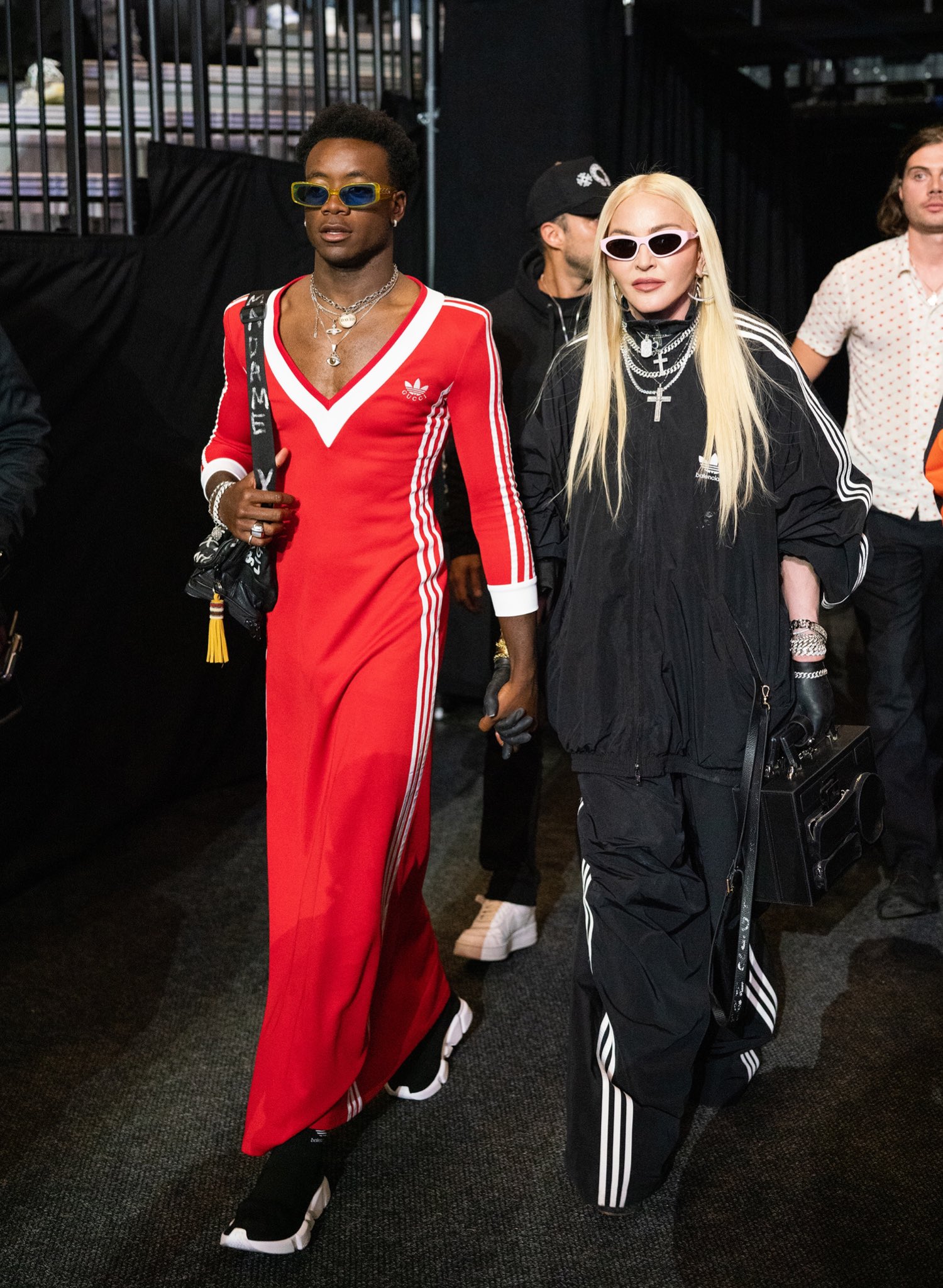 Balenciaga store per gucci