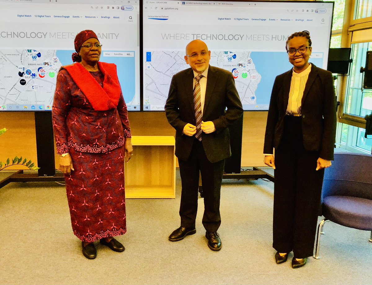 Audrey_Fay's tweet photo. Diplomacy is continuously evolving &amp; #Namibia through @MIRCO_NAMIBIA will continue to partner with organizations such as the @DiplomacyEdu to identify training programs to build a formidable Namibian Foreign Service 🇳🇦🤝 https://t.co/mkModxyFlQ