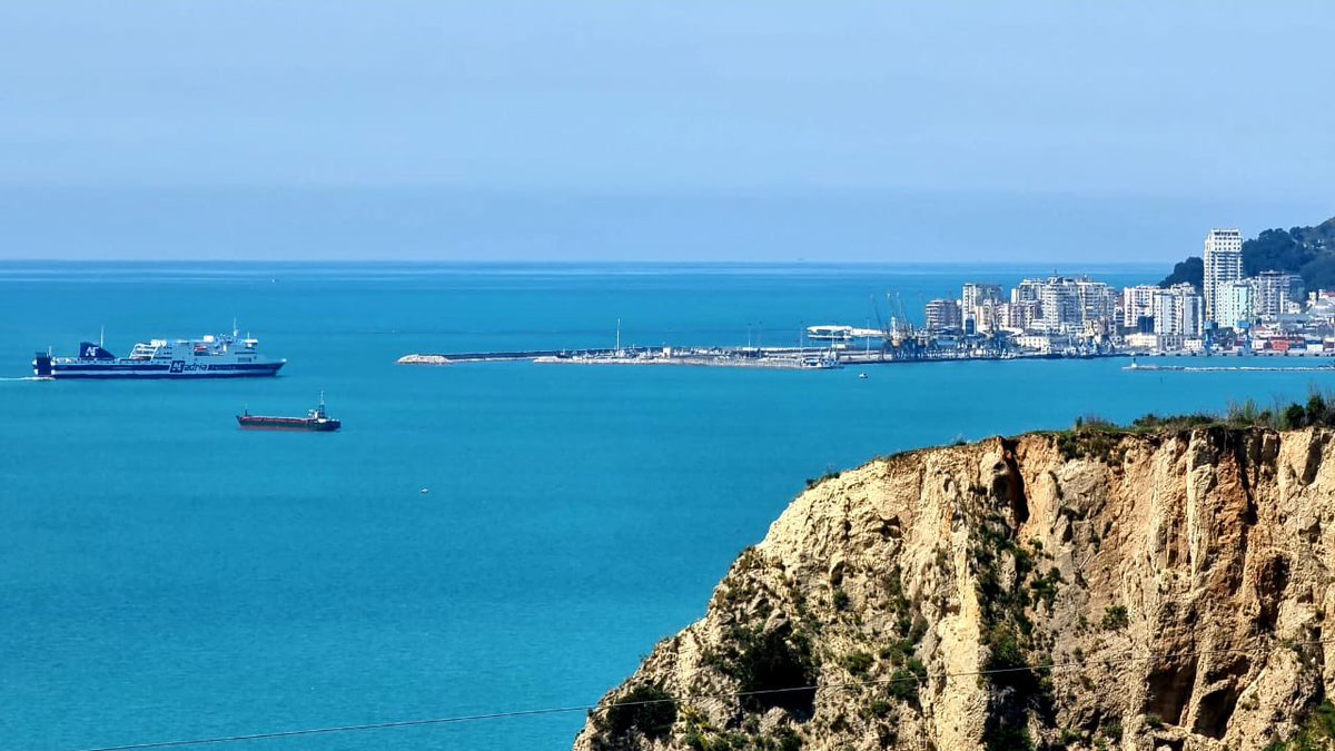 milvaekonomi's tweet photo. Sot në Durrës! 😍

📷: Gëzim Domi https://t.co/2Dssrih5LO