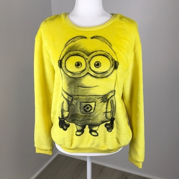 Elleness_'s tweet photo. So good I had to share! Check out all the items I'm loving on @Poshmarkapp #poshmark #fashion #style #shopmycloset #universal #americaneagleoutfitters #entro: https://t.co/PEwHLIJAF7 https://t.co/hMJclQNSVe