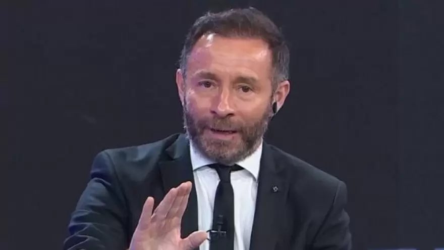 AHORA
Charlamos con <a href="/juanenriqueUBA/">Juan Enrique</a>, economista de la UBA, contador público y director de Sigma Global para dialogar sobre la actualidad del país. Seguí con nosotros junto a <a href="/diegobranca/">Diego Brancatelli</a> y <a href="/celemain/">Celeste</a> hasta las 15 hs.