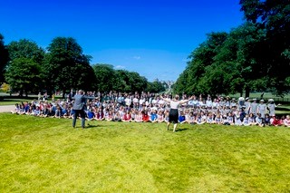 Local schoolchildren performing the 'The Long Walk' on The Long Walk! 
Huge thanks go to <a href="/bardenmusic/">Emily Barden</a> and also  <a href="/jpmanwaring/">James Manwaring</a> for his vision and enthusiasm not just for the song but also for a week long of jubilee activities 
Congratulations to all who took part!  #platinumjubilee